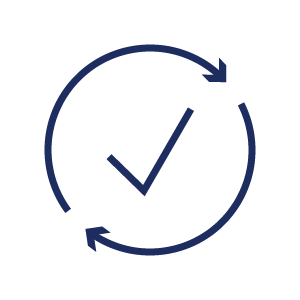 Icon für Dynamics-365-Implementierung: Illustration zweier kreisförmiger Pfeile um einen Haken, dunkelblaue Linien auf transparentem Hintergrund